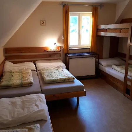 Horska Chata U Pekaru Guest house